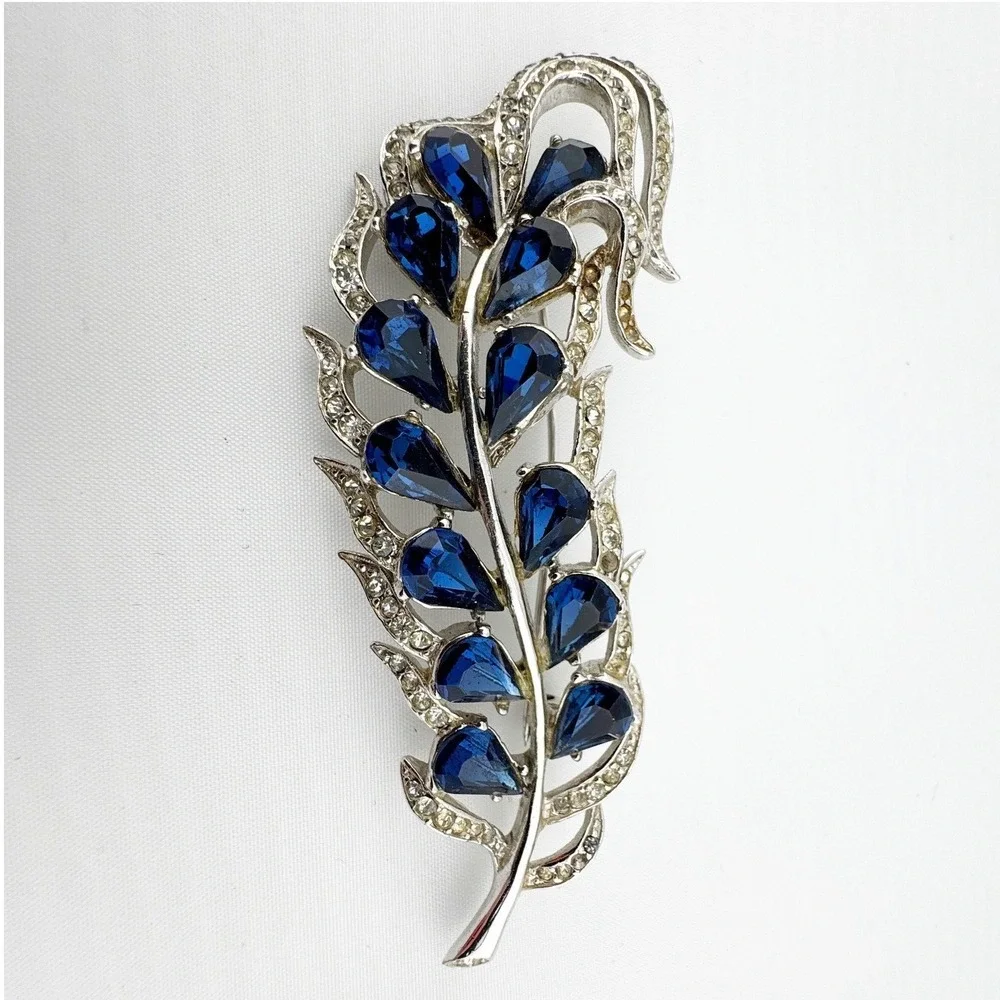Ledo Vintage Silver Tone Blue Rhinestone Feather Brooch Pin Costume Jewelry
